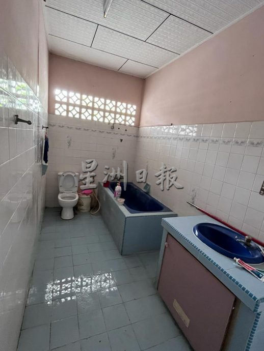 (古城第5版主文)清寒华裔获拨款重新修葺住家