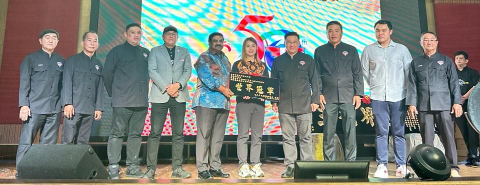 (古城第五版主文)山姆根:甲拟5年内提升31体育场地