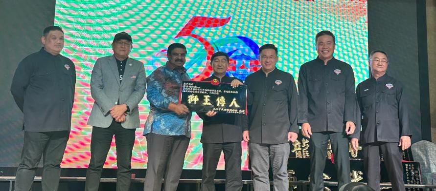 (古城第五版主文)山姆根:甲拟5年内提升31体育场地