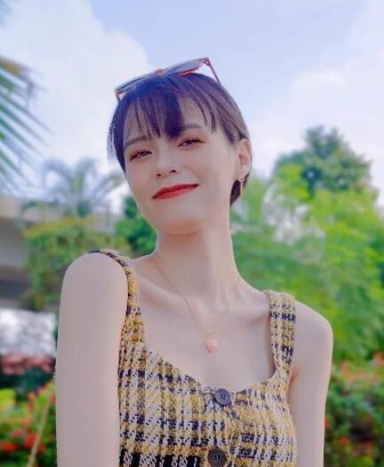 (已签发)柔:狮城二三事头条:狮城女星憧憬的婚礼
