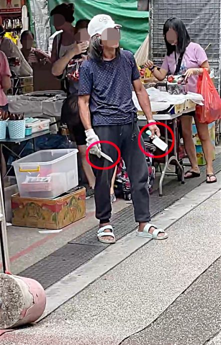 (已签发)柔:狮城二三事:不满被叫移杂物 阿叔持双刀叫嚣