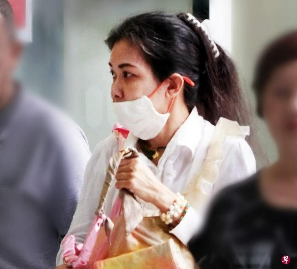 (已签发)柔:狮城二三事:大喊“袋鼠法庭”又未按指示出庭 女子被判罪成