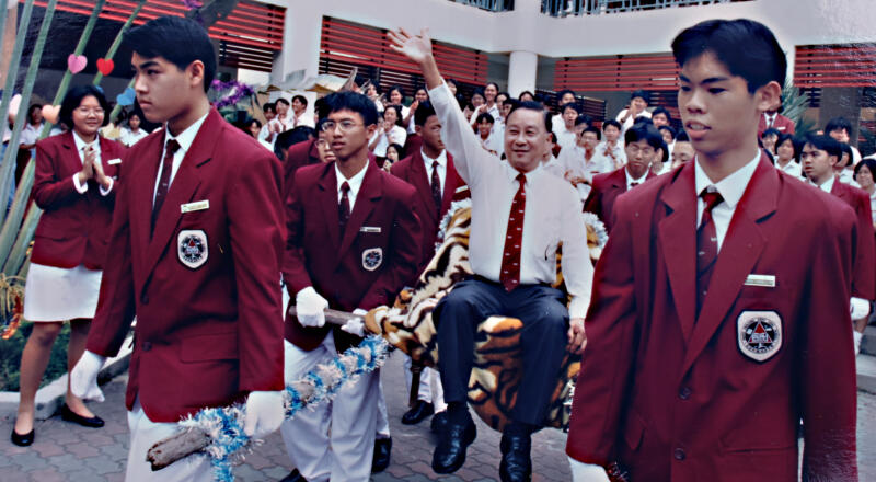 (已签发)柔:狮城二三事:掌校逾15年武中前校长 易维厦逝世
