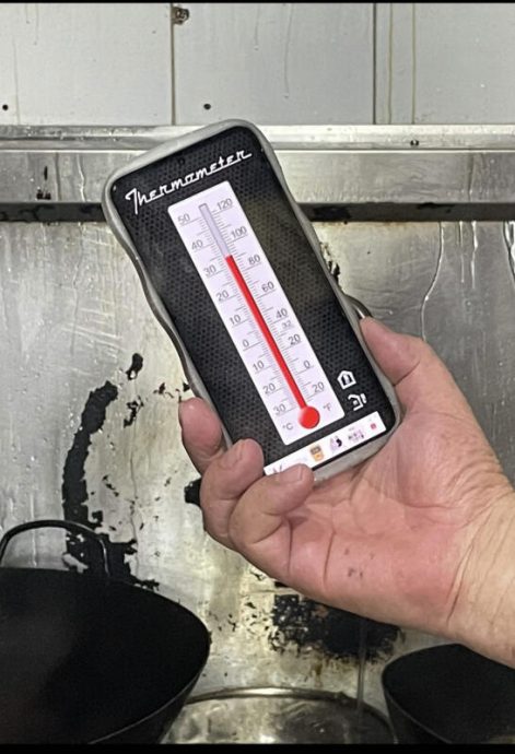 (已签发)柔:狮城二三事:珍珠百货商场熟食中心10摊油烟机坏 摊贩热出疹食客被呛跑