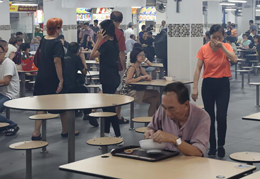 (已签发)柔:狮城二三事:珍珠百货商场熟食中心10摊油烟机坏 摊贩热出疹食客被呛跑