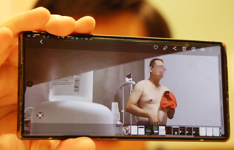 (已签发)柔:狮城二三事:男房东入房偷内衣裤猥亵被电眼拍下 女房客吓哭报警