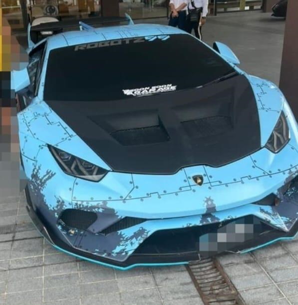 （已签发）柔：车队高速公路鲁莽驾驶，警方已鉴定超跑和车主