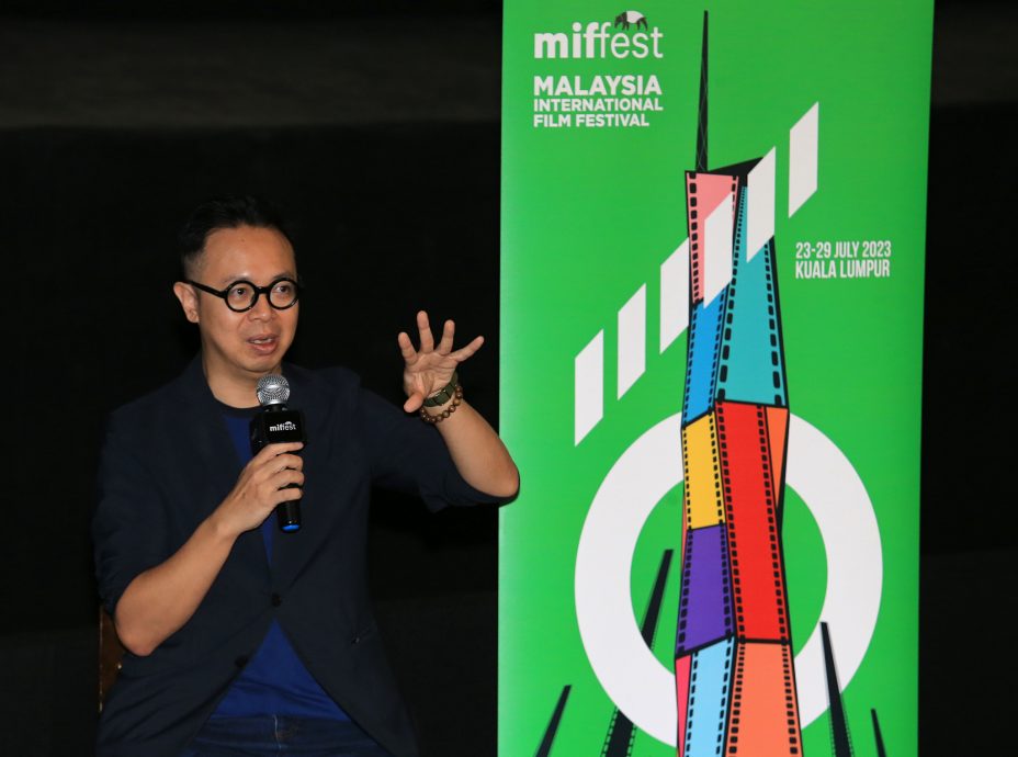 MIFFest|张艾嘉抱恙缺席《灯火阑珊》问答环节 监制曝用好剧本“引诱”影后接演