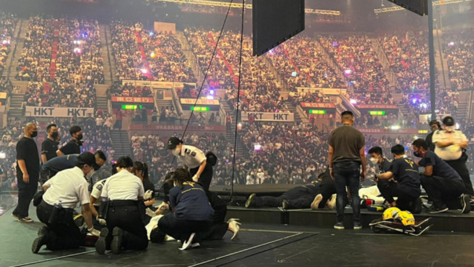  MIRROR红馆坠屏意外1年 阿Mo首更IG泄治疗进度	