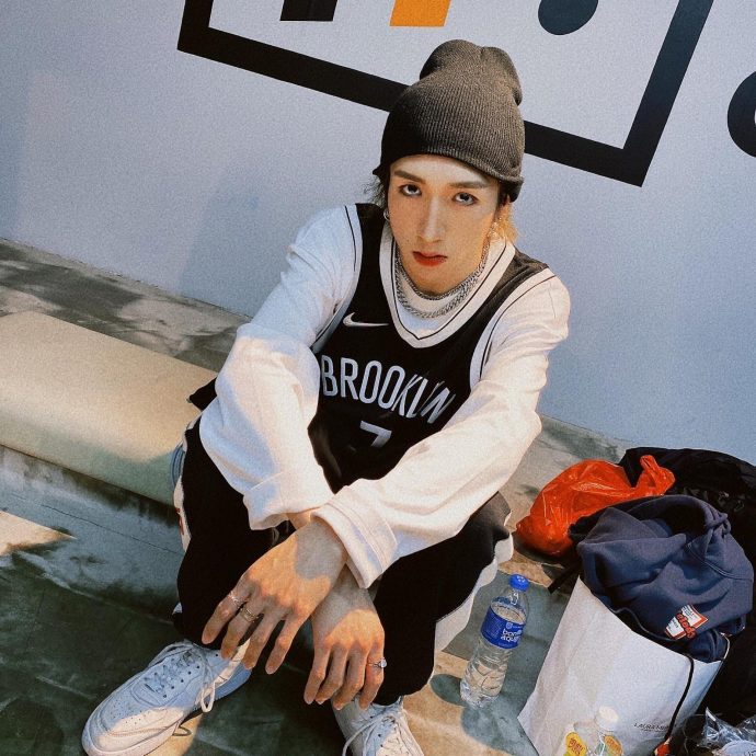  MIRROR红馆坠屏意外1年 阿Mo首更IG泄治疗进度	