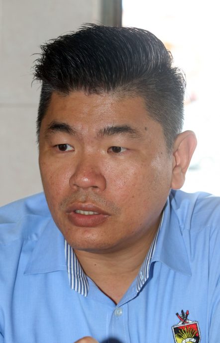 NS主文/从鲜活渔产到餐桌佳肴,渔民背后辛酸有谁知
