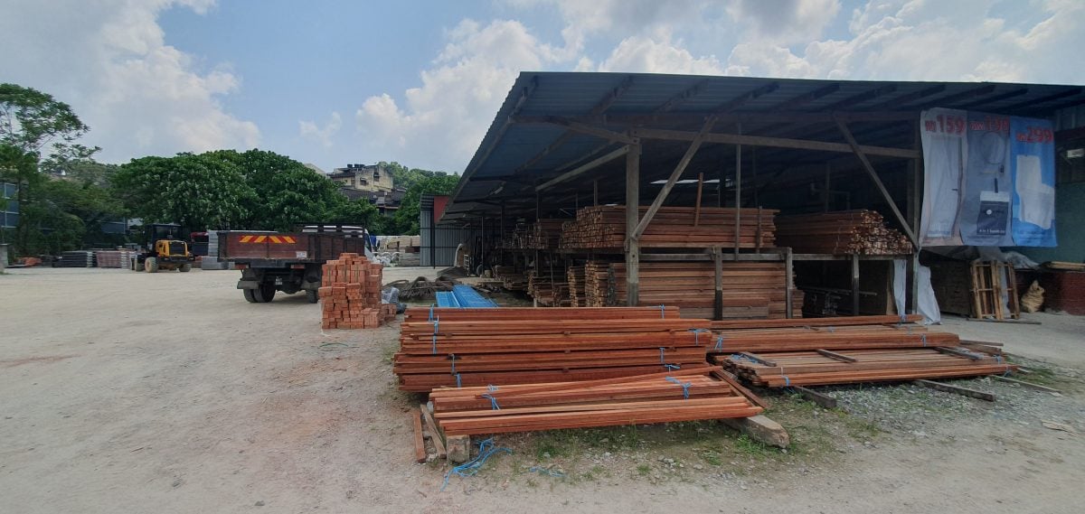 NS封面主文/马币贬值、产品成本可能上涨,业者:市场已转淡,没囤货必要