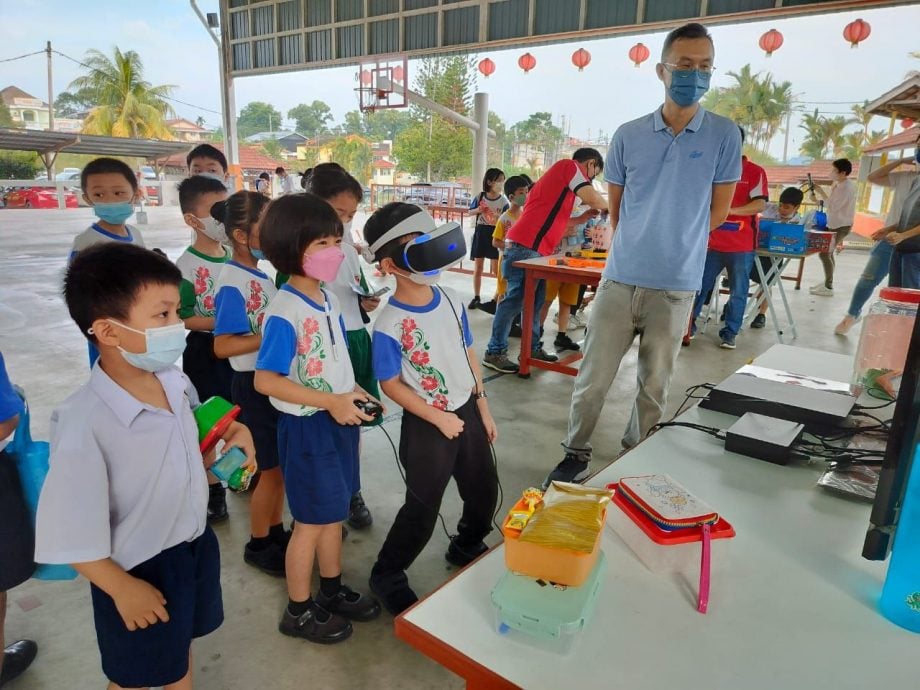 NS芙蓉/芙蓉新华小学义卖会“小小企业家”获热烈响应