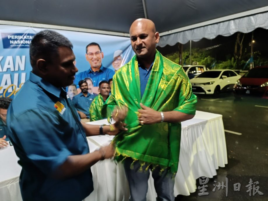 NS马口/伊党拥护者大会堂森州上阵3席