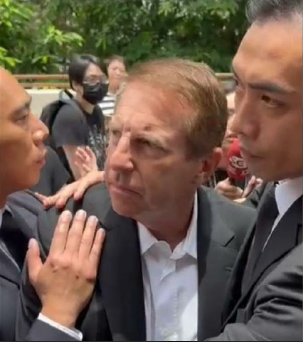 Bruce申请调查死因还清白 友人出面曝李玟住酒店原因