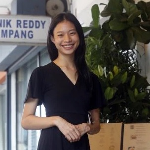 “女孩,你很勇敢” 网赞女生当面问首相固打制