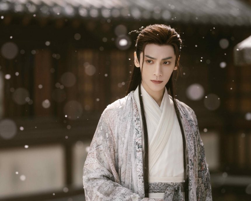 坐轮椅就医双腿细如骷髅 罗云熙被劝诫退圈保命