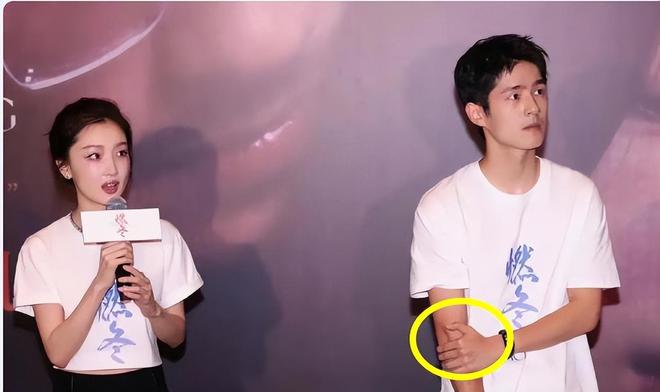 ​屡传交往急避嫌？ 周冬雨刘昊然同台零互动