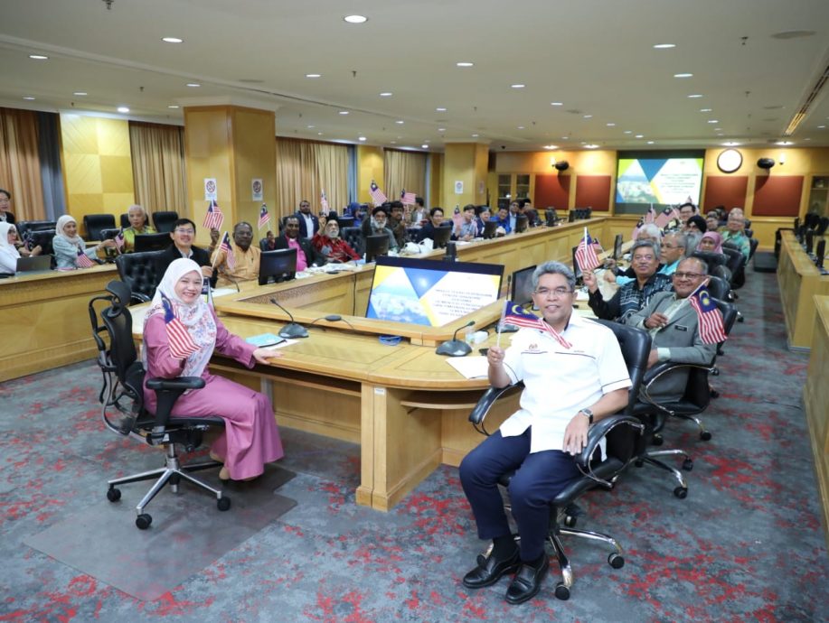 “四十圣训”争议|教育部与16非政府组织会面 教长:绝不涉及非穆斯林师生