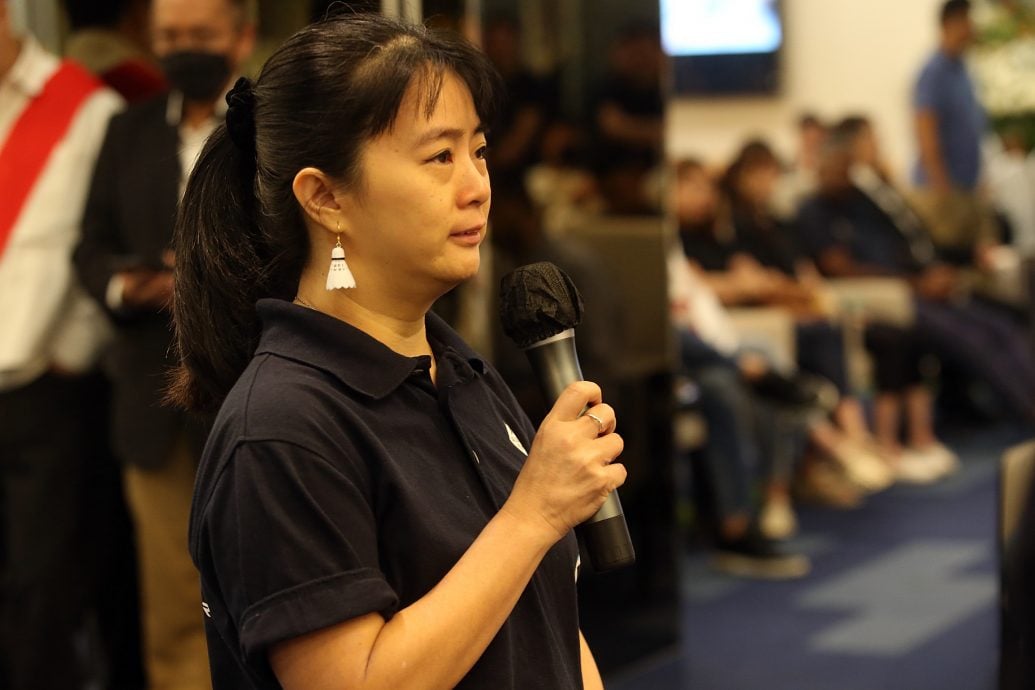 “姐姐会照顾好父母和你的妻儿” 颜月丝:财,放心走吧