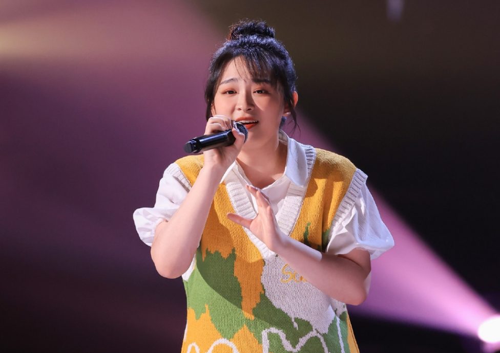 《好声音》黑料爆不停|31万买导师转身 新一季24强名单被曝