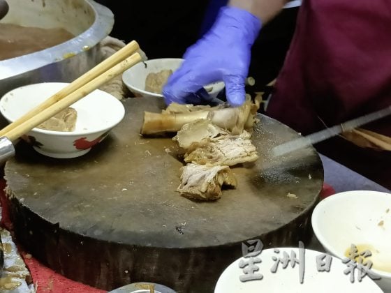 【食谈肉骨茶／01】巴生肉骨茶──起源之谜