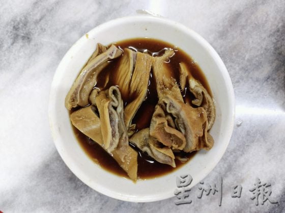 【食谈肉骨茶/02】创新肉骨茶,刷新味蕾的体验