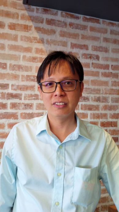 东01:国民有感各族团结倒退,期望大家努力维系,免国家繁荣毁于一旦。