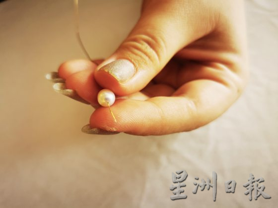 东西／缠花，集剪纸、编织与刺绣于一体的民间工艺