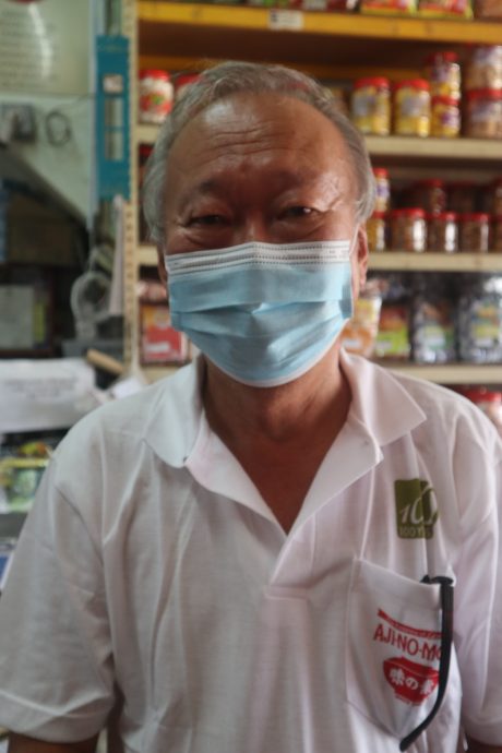 东:《我有话说》:话望生中华商会会长林雅玖认为,吉兰丹州经济发展缓慢,很大原因为政治因素及土地政策。