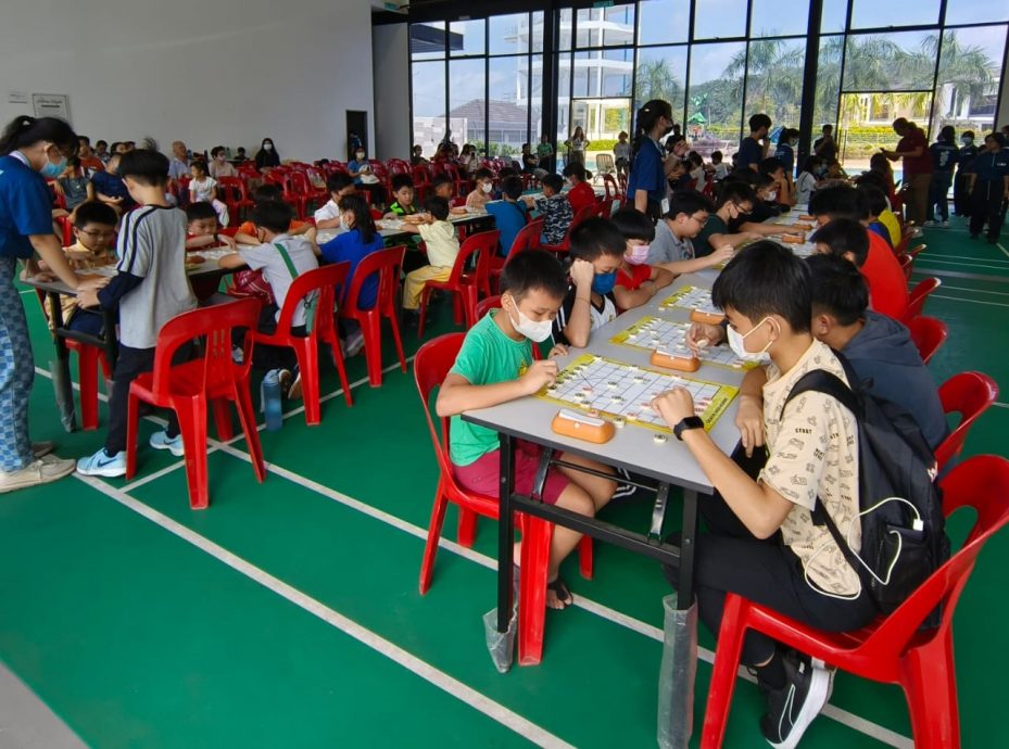 东:《棋聚杯》全彭中小学生中国象棋比赛 104人对弈