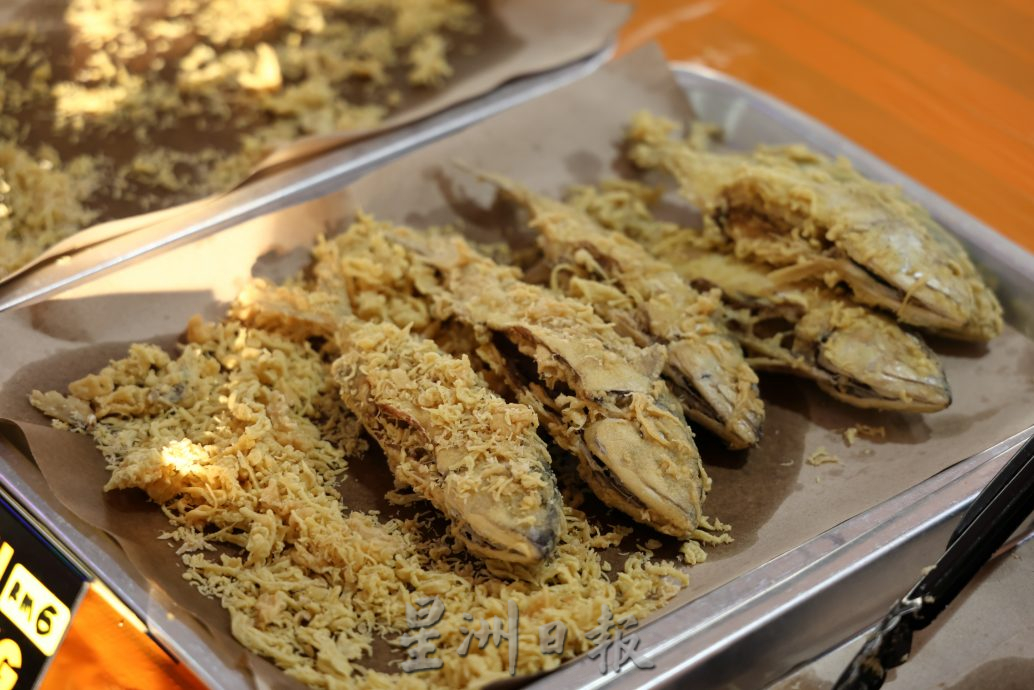 東:《歡迎光臨》海邊全部食店都在賣ICT
