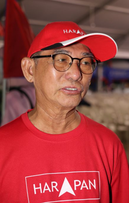 东:候选人公布个人资产,选民表示欢迎。