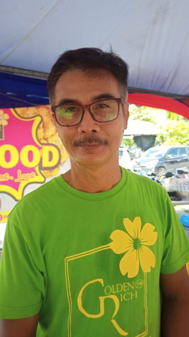 东:候选人公布个人资产,选民表示欢迎。