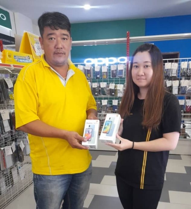 东：文达华小情义嘉年华再获4名商家报效电子产品