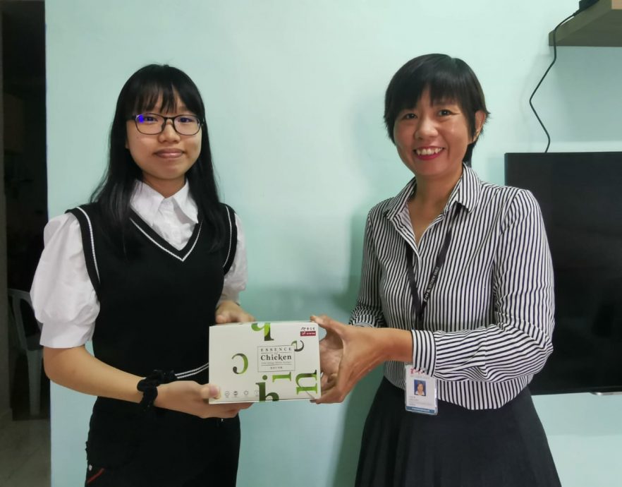 东:本报活动,请配相关LOGO:第22届星洲中学生时事问答比赛决赛今日举行