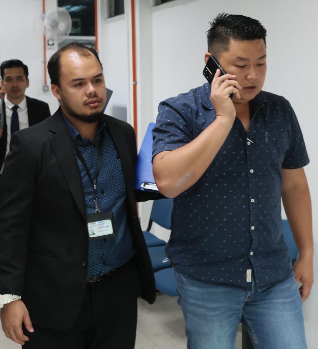 东:涉嫌非法采沙被控上庭 被告否认有罪 获准1万令吉保外