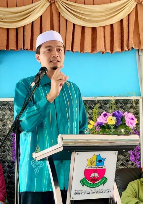 伊党狂胜丹登吉打后发战帖 邀部长辩论教育课题