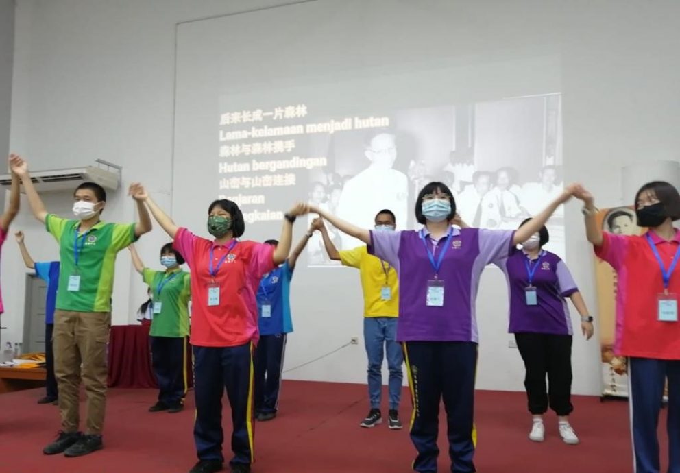 先辈一步一脚印建华校 马瑞泽吁学生珍惜感恩