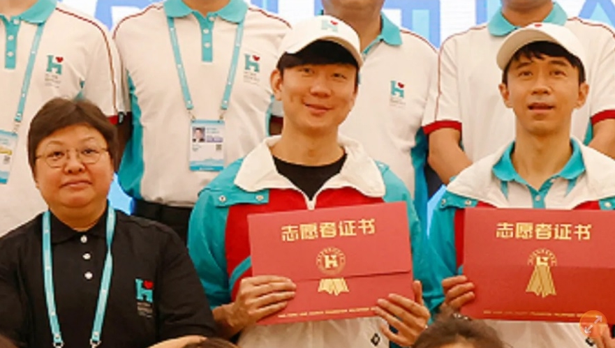 光良到黑龙江当志工 林俊杰、陈晓同行送暖