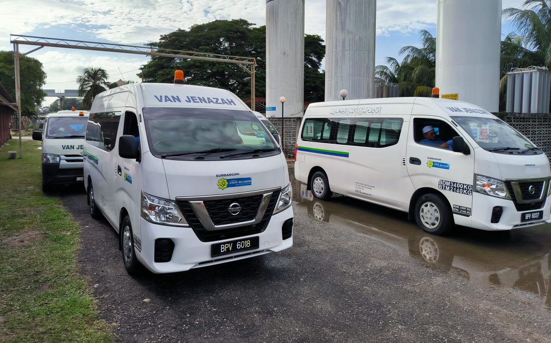 全国/DNA对比提前完成,空难的9名罹难者遗体今早领出