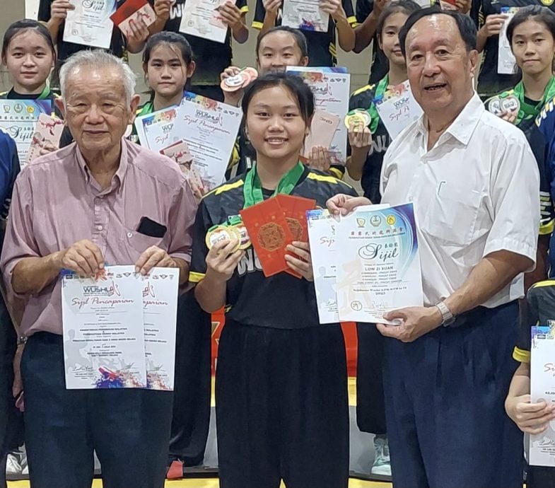 全国青少武术锦标赛 霹武术龙狮总会武术队获6金