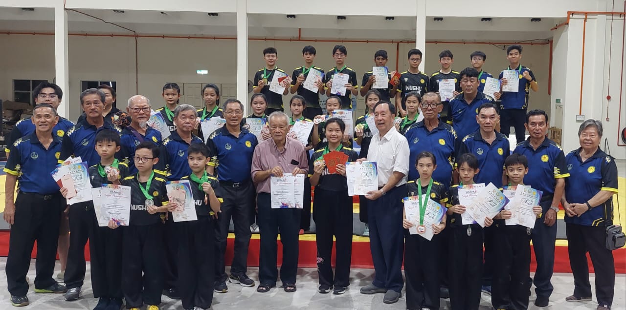 全国青少武术锦标赛 霹武术龙狮总会武术队获6金