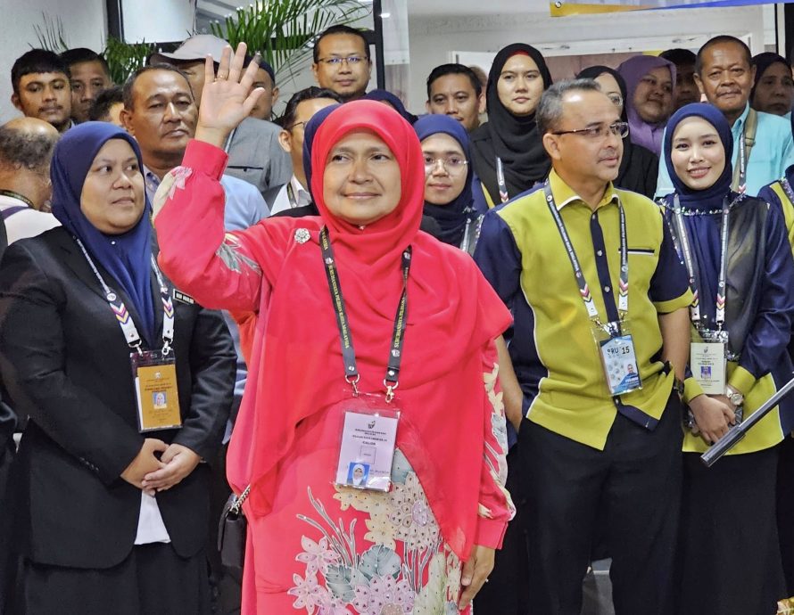 希盟诚信党哥打拉玛候选人哈菲莎在四角战中突围!