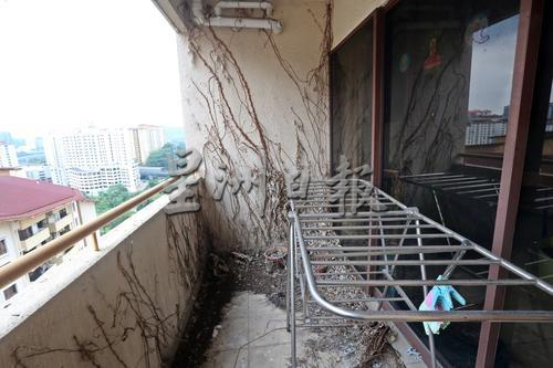 华男被反锁公寓毙命案/女屋主现身喊冤并澄清