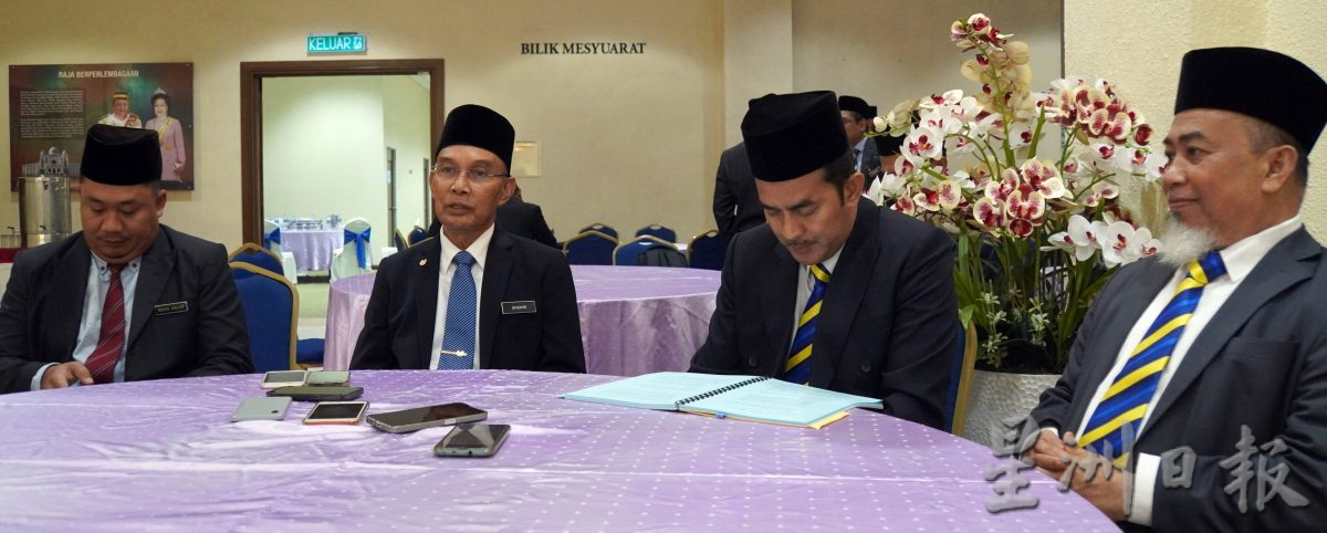 玻州立法议会：主文：玻三读通过2023年玻州水源法案，取代2011年水务法案，扩大水利灌溉局管辖权限范围，家中污染水源刑罚