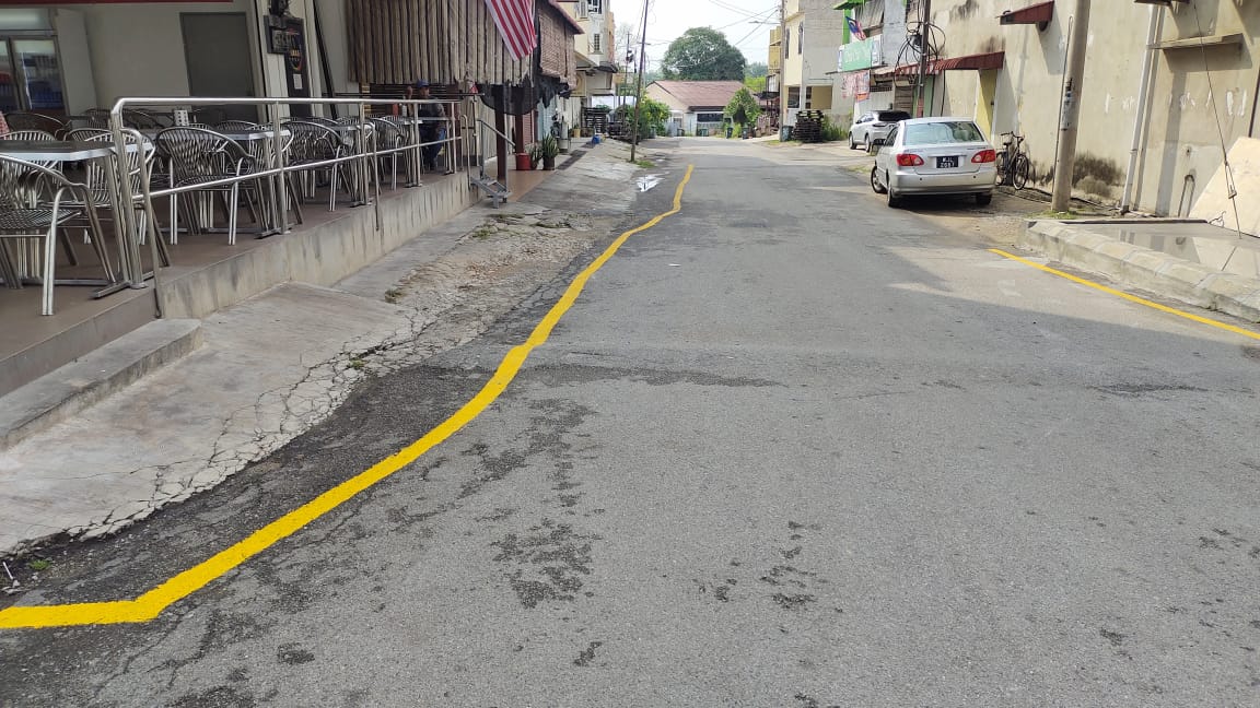 (取代签发)东:黄线