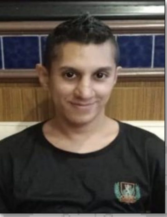 警方寻找强奸案被告