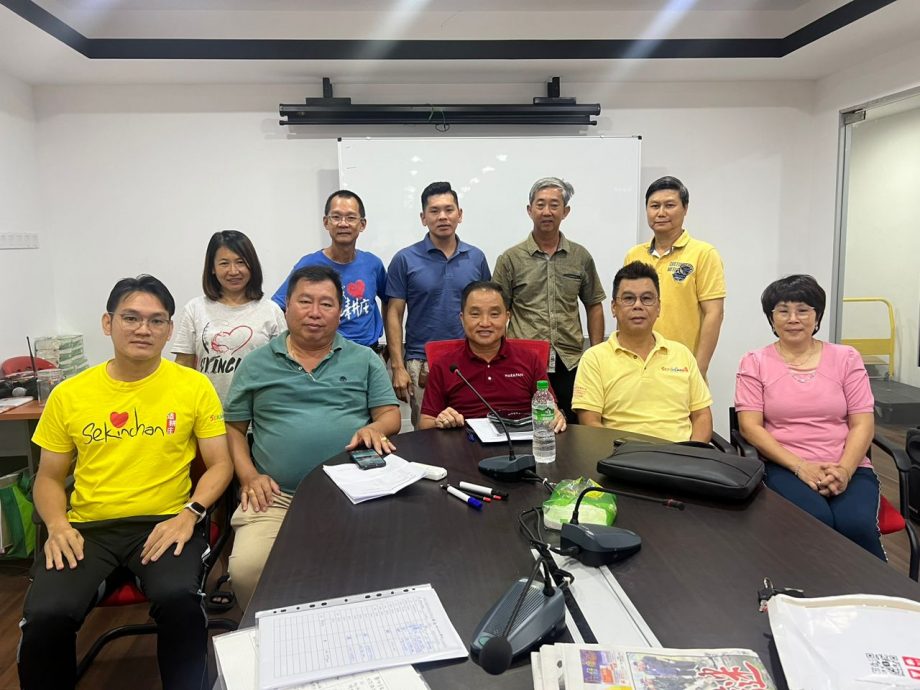 可做版头//大都会-黄瑞林:旅游协会将成立专案小组以处理鸟粪事件