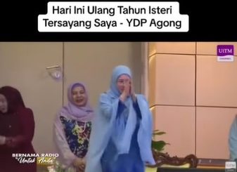 国家元首公开“放闪” UiTM届毕业典礼为元首后献上生日祝福